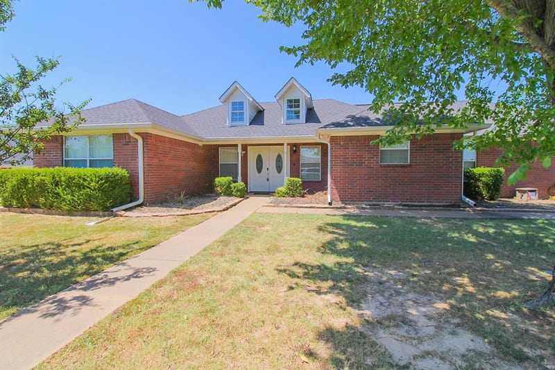 2707 Silver Spring Trail, Mount Pleasant TX 75455