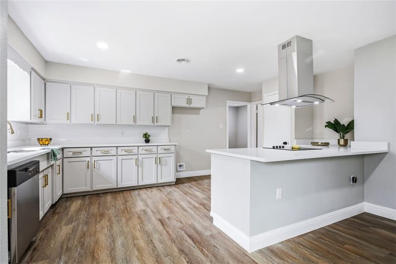 1708 Park Ridge Terrace, Arlington TX 76012 - Photo 17