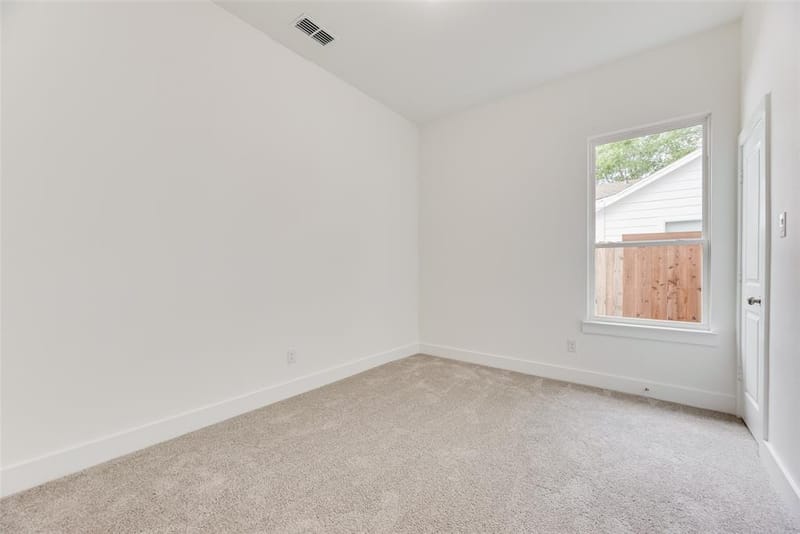 1350 Claude Street, Dallas TX 75203 - Photo 17