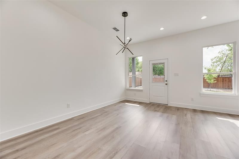 1350 Claude Street, Dallas TX 75203 - Photo 9