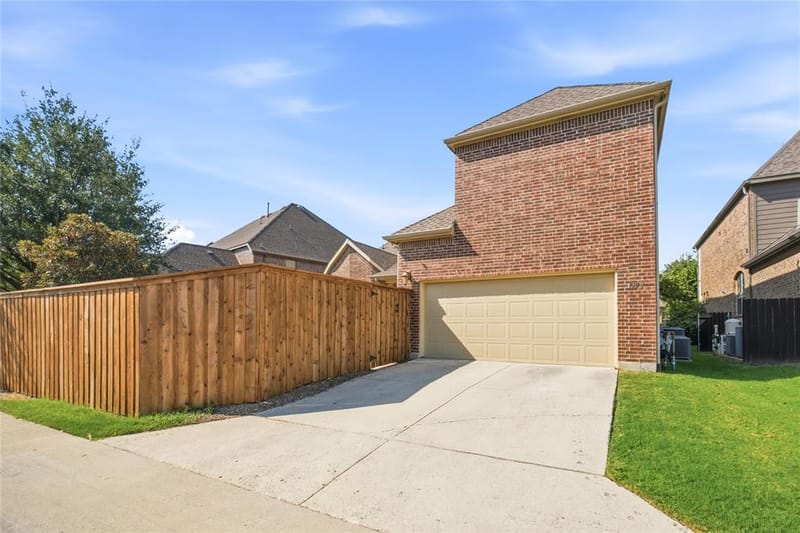7124 Comal Drive, Irving TX 75039 - Photo 36