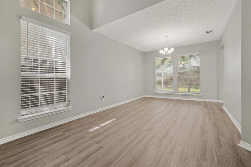 4721 Waterway Drive N, Fort Worth TX 76137 - Photo 5