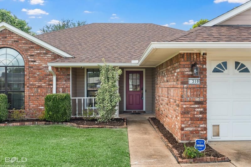 310 Brownlee Circle, Bossier City LA 71111 - Photo 2