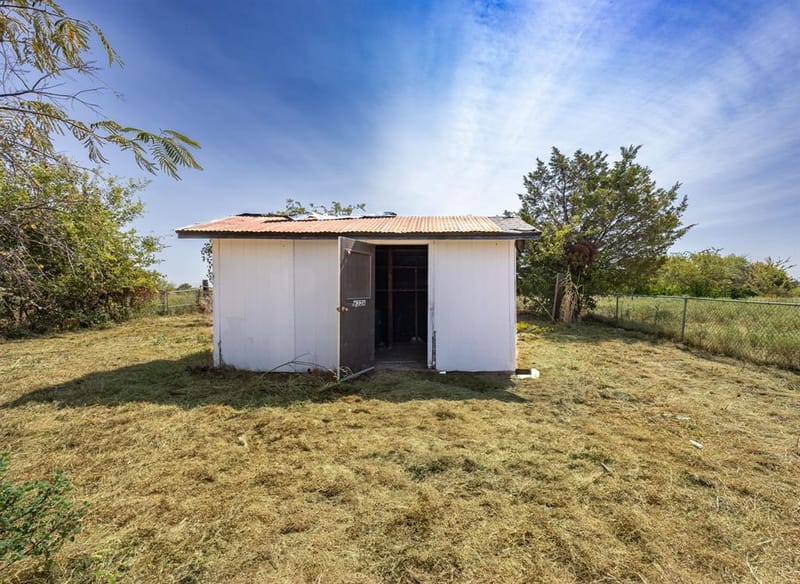 549 County Road 4699, Boyd TX 76023 - Photo 19