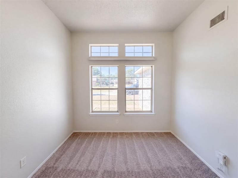 5624 Shady Springs Trail, Fort Worth TX 76179 - Photo 4