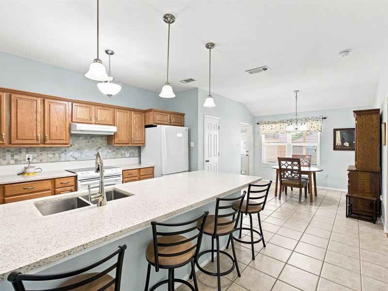 3446 Charing Cross Road, Midlothian TX 76065 - Photo 11