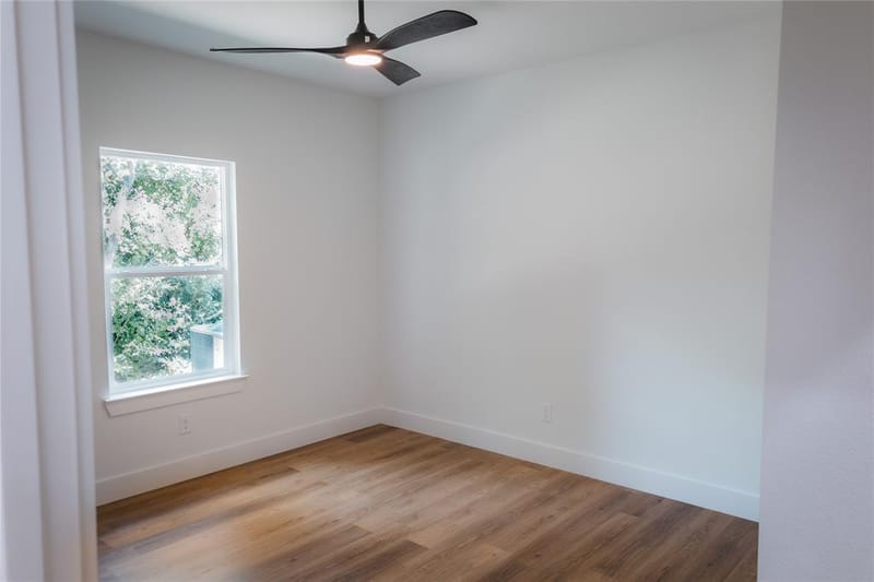 3622 Roberts Street, Greenville TX 75401 - Photo 9