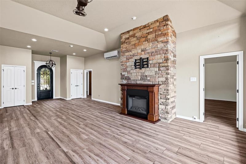 2325 River Road, Granbury TX 76048 - Photo 6