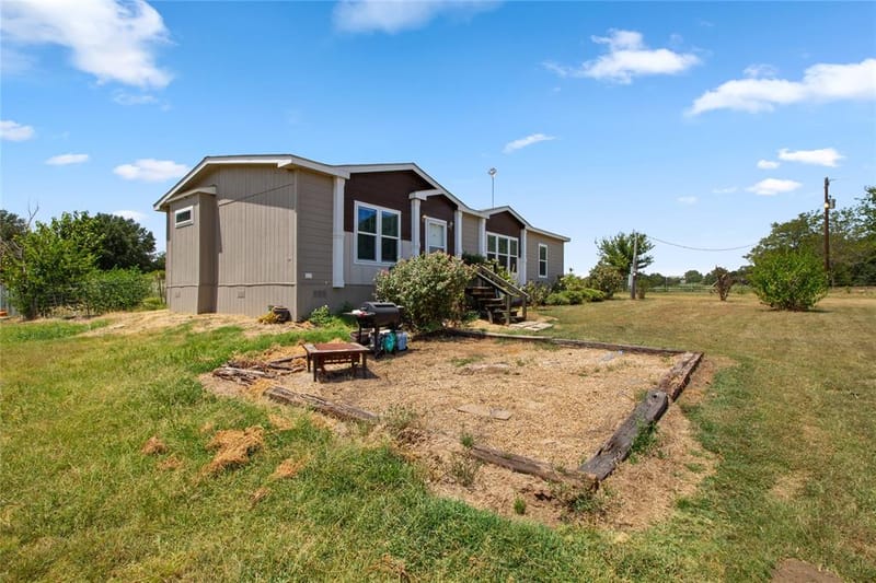 1155 NW County Road 3150, Dawson TX 76639 - Photo 2