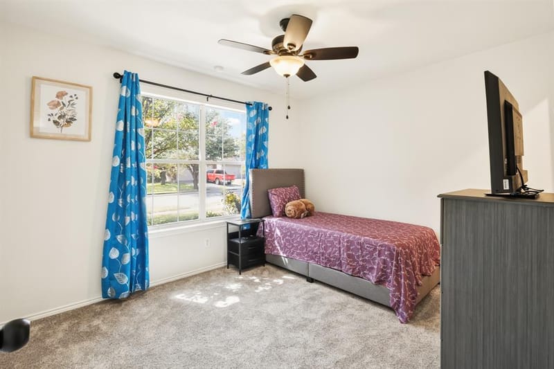 2019 Kingsbridge Drive, Heartland TX 75126 - Photo 6