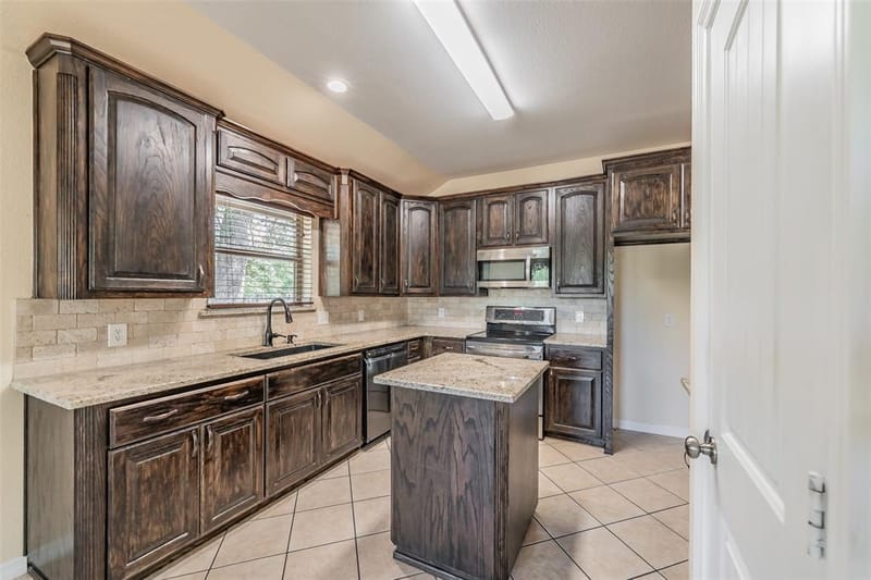 115 Pleasant Oaks Lane, Springtown TX 76082 - Photo 22