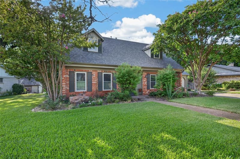 2710 Devonshire Drive, Sherman TX 75092