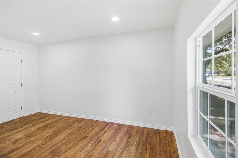 11022 Dunaway Drive, Dallas TX 75228 - Photo 13