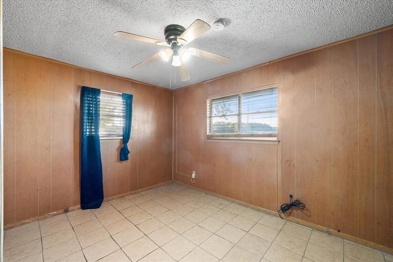 1204 E 13th Avenue, Corsicana TX 75110 - Photo 16