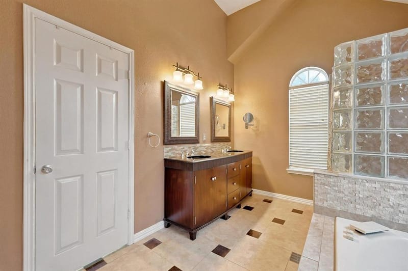 1512 Brewster Drive, Carrollton TX 75010 - Photo 23