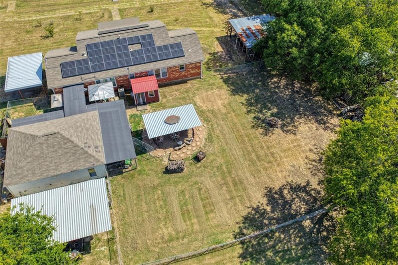 200 E Crossmain, Milford TX 76670 - Photo 13