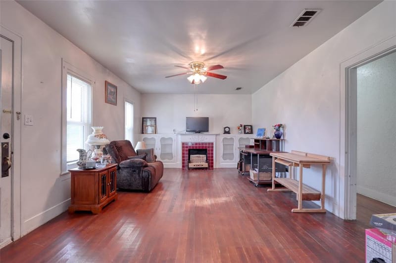 200 E Crossmain, Milford TX 76670 - Photo 14