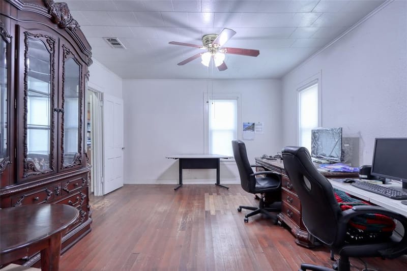 200 E Crossmain, Milford TX 76670 - Photo 18