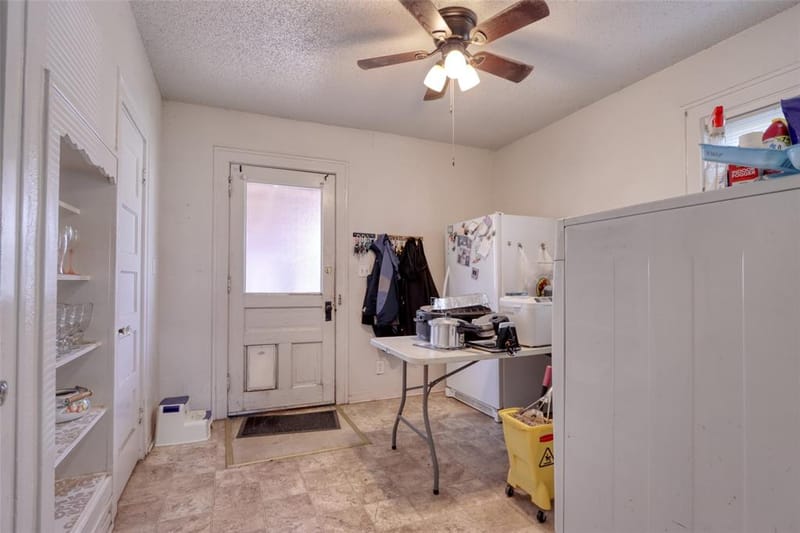 200 E Crossmain, Milford TX 76670 - Photo 25