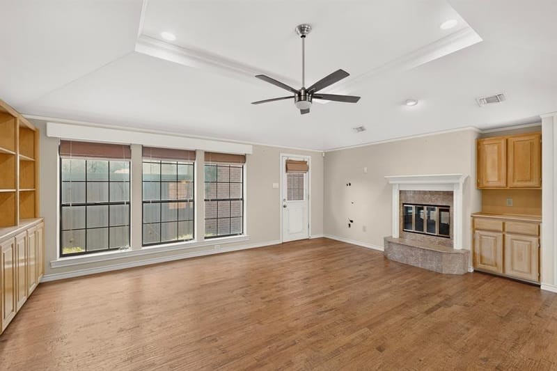 1216 Olde Towne Drive, Irving TX 75061 - Photo 6