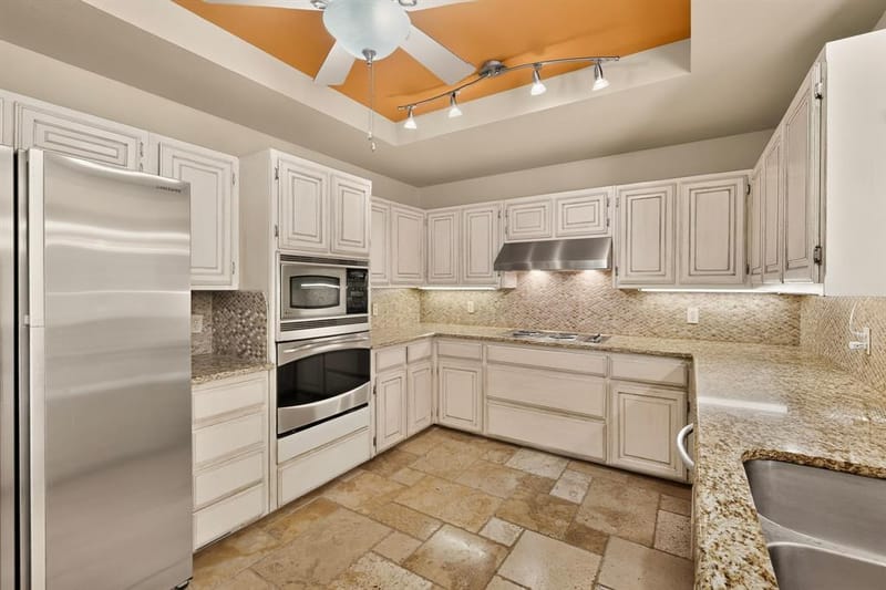 1216 Olde Towne Drive, Irving TX 75061 - Photo 7
