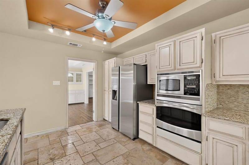 1216 Olde Towne Drive, Irving TX 75061 - Photo 8