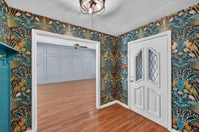 6501 Oakview Drive, Flower Mound TX 75022 - Photo 6