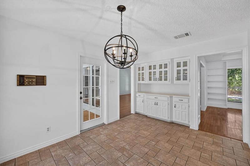 6501 Oakview Drive, Flower Mound TX 75022 - Photo 17