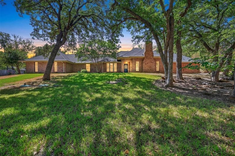 6501 Oakview Drive, Flower Mound TX 75022