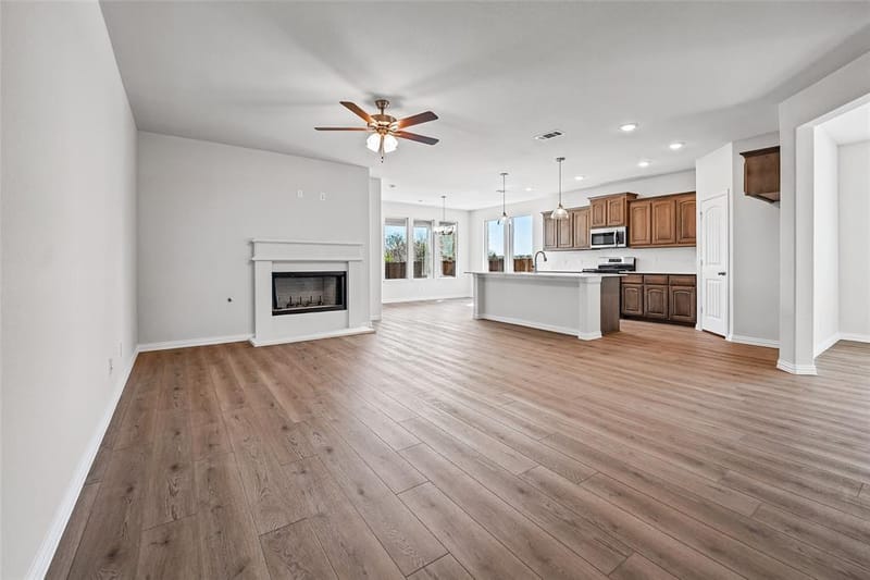 802 Juneau Street, Gainesville TX 76240 - Photo 11
