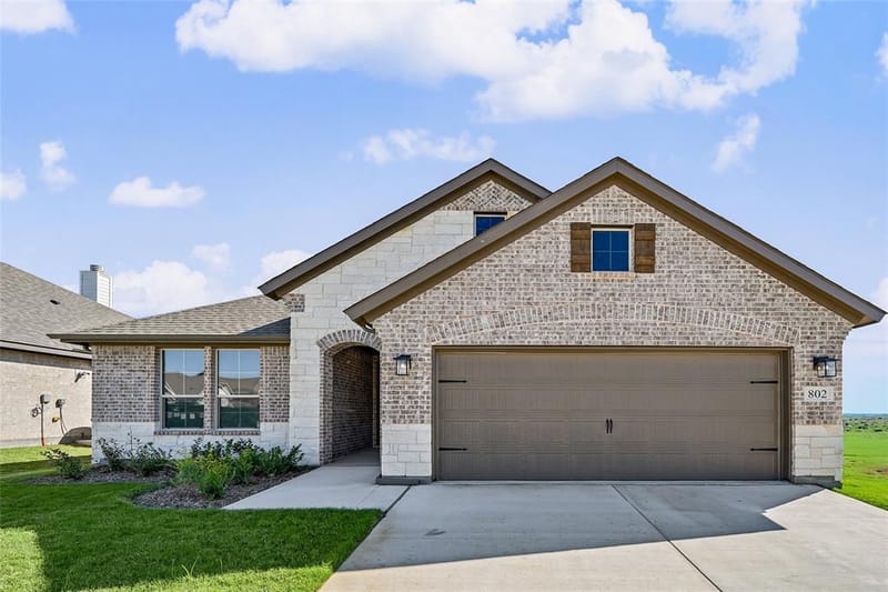 802 Juneau Street, Gainesville TX 76240 - Photo 4