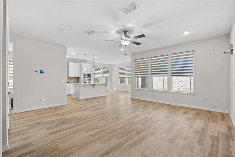9919 Bates Street, Irving TX 75063 - Photo 6