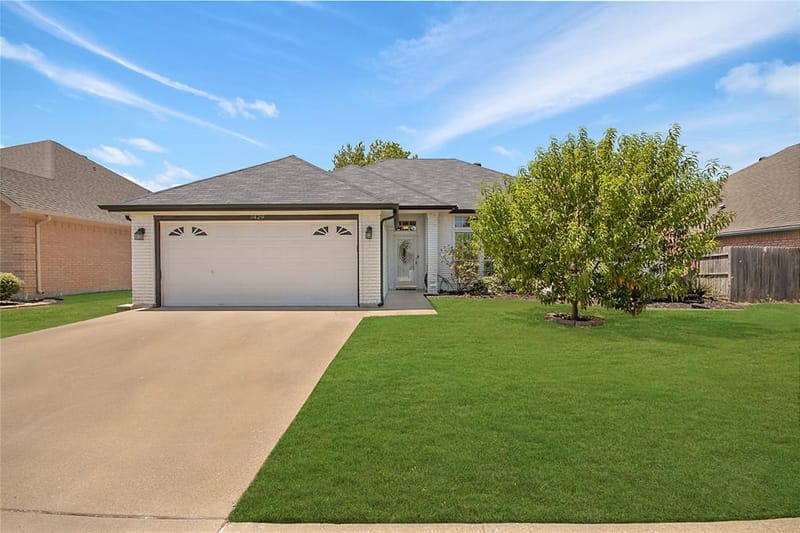 7429 Amber Drive, Watauga TX 76148