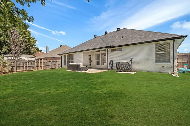 7429 Amber Drive, Watauga TX 76148 - Photo 30