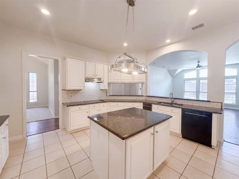 6 Cimarron Court, Trophy Club TX 76262 - Photo 7