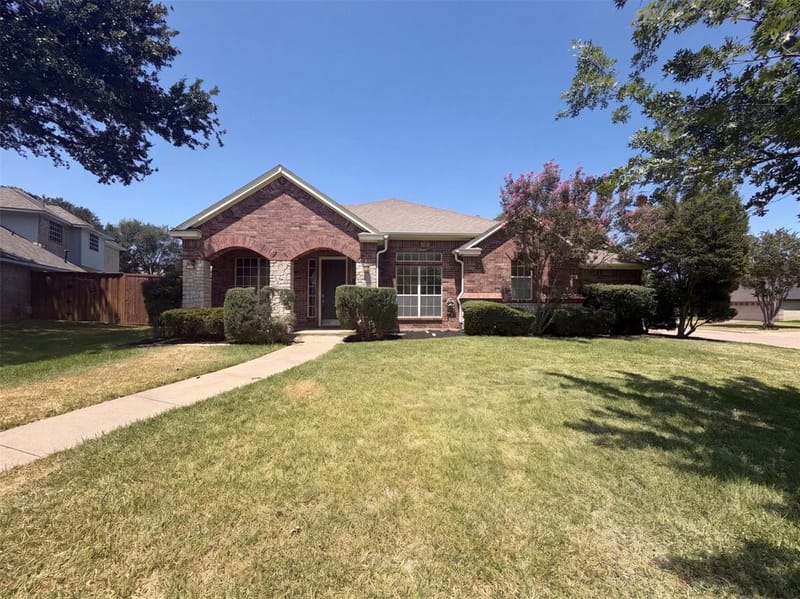 6 Cimarron Court, Trophy Club TX 76262
