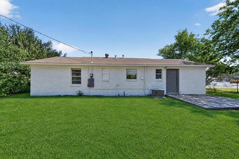 2335 Loyce Drive, Mesquite TX 75149 - Photo 11