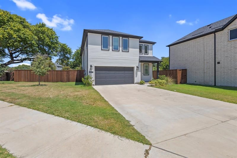 4539 Hogans Alley Drive, Arlington TX 76001