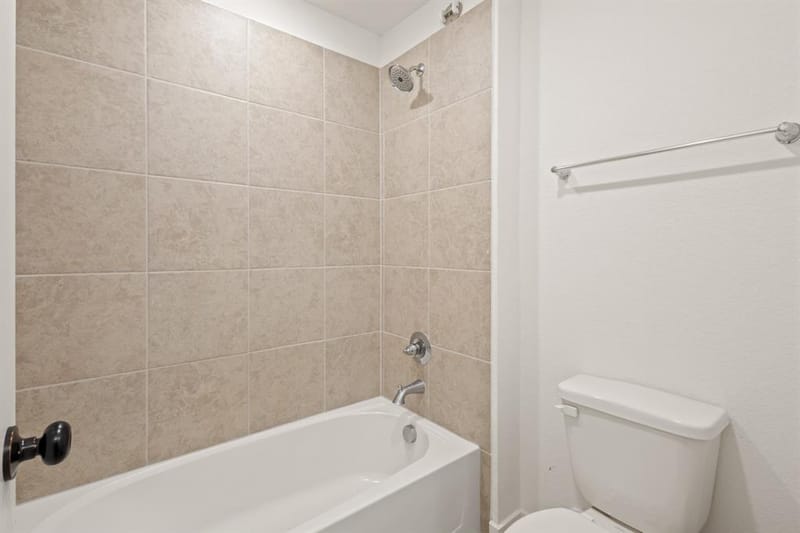 4539 Hogans Alley Drive, Arlington TX 76001 - Photo 20