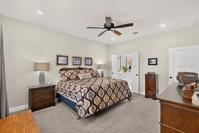 1564 S Saylee Lane, Burleson TX 76028 - Photo 14