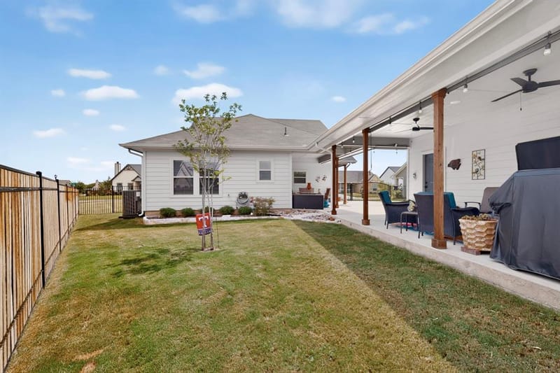 1564 S Saylee Lane, Burleson TX 76028 - Photo 4