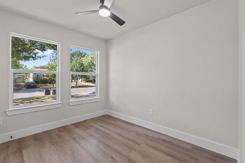 5908 Locke Avenue, Fort Worth TX 76107 - Photo 16
