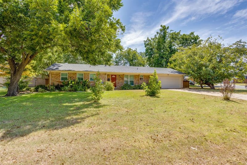 314 Bernice Court, Burleson TX 76028