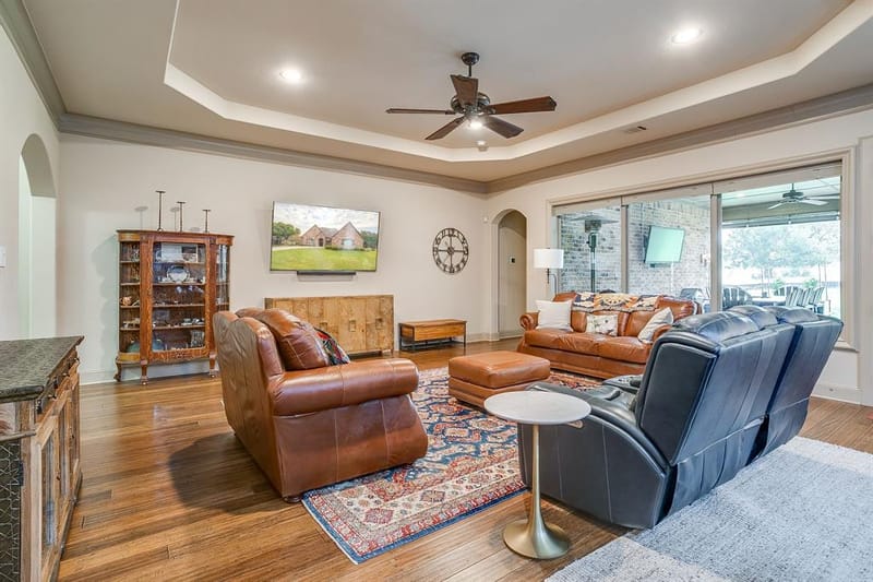 7101 Westover Drive, Granbury TX 76049 - Photo 8