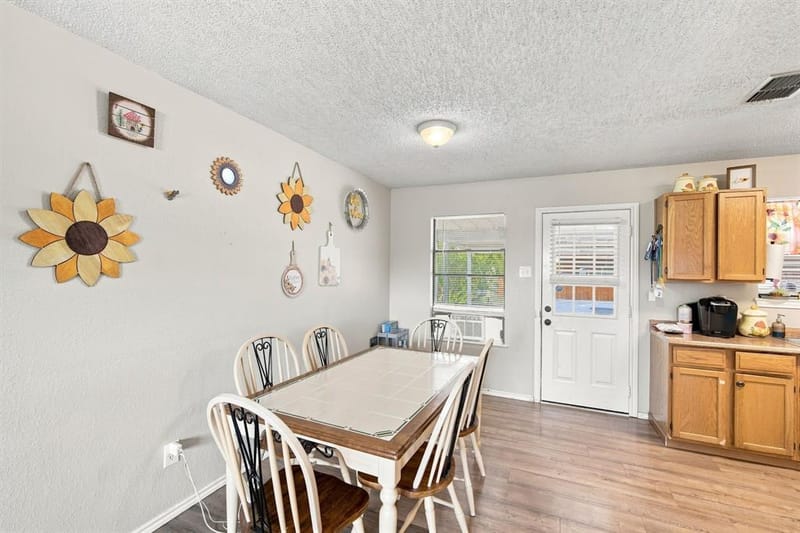 115 Solon Road, Waxahachie TX 75165 - Photo 6