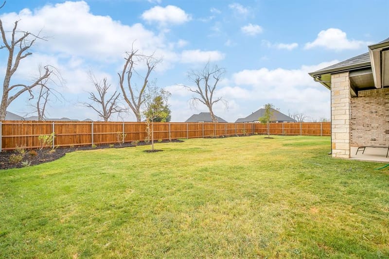 2172 Middlewood Circle, Granbury TX 76049 - Photo 36