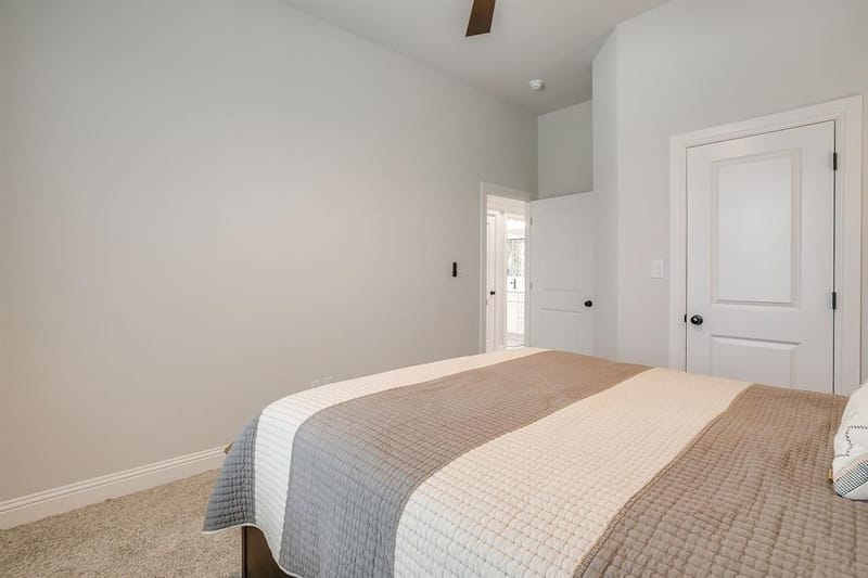2172 Middlewood Circle, Granbury TX 76049 - Photo 33