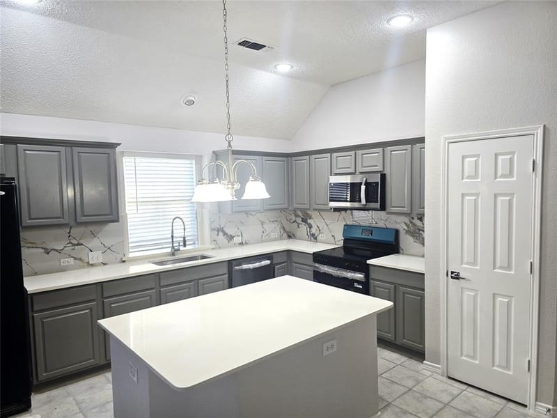 5200 White Hills Drive, Fort Worth TX 76137 - Photo 10