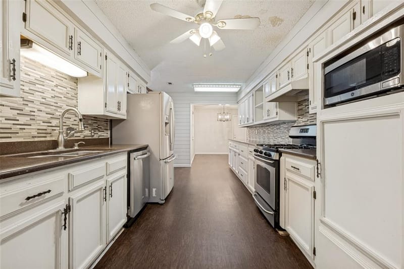 3204 Broken Arrow Road, Denton TX 76209 - Photo 13