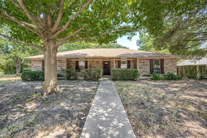 3204 Broken Arrow Road, Denton TX 76209